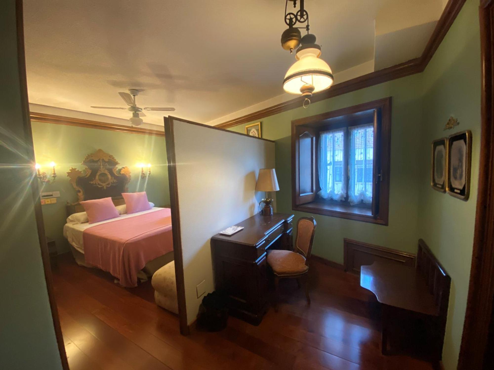 Apartamentos Maria Luisa Burgo Chambre photo