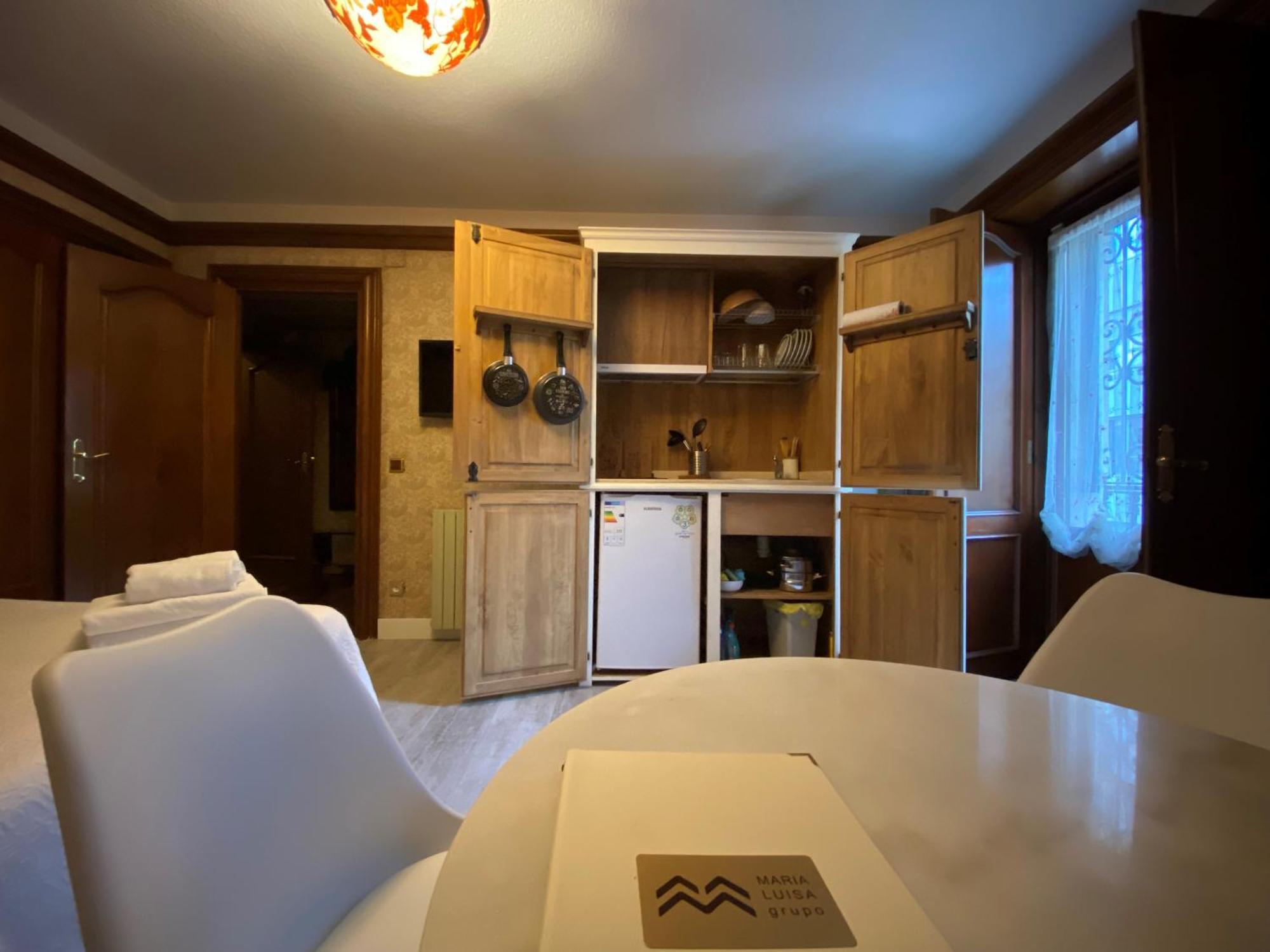 Apartamentos Maria Luisa Burgo Extérieur photo
